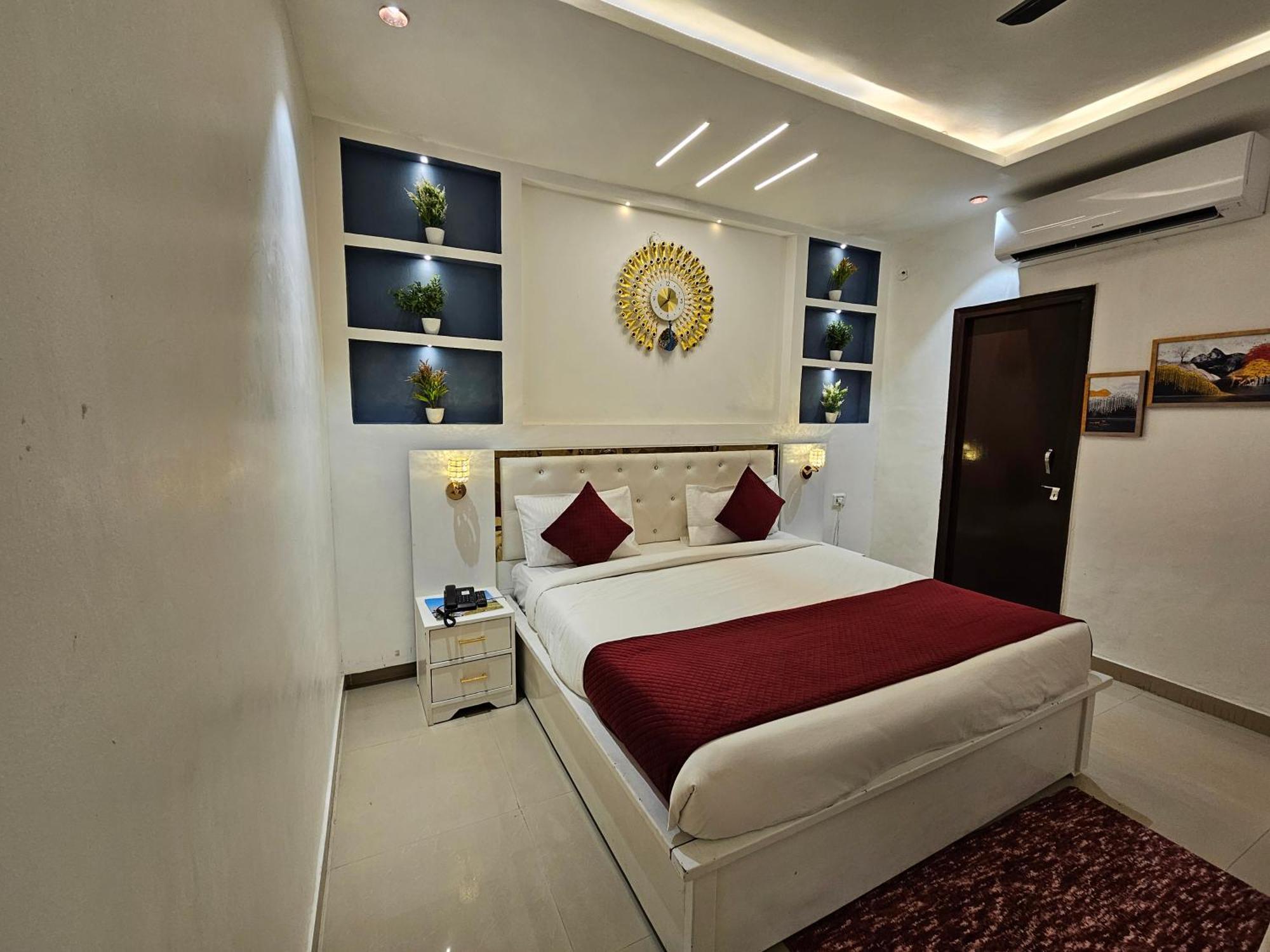 Elegance Resort Vrindāvan 外观 照片