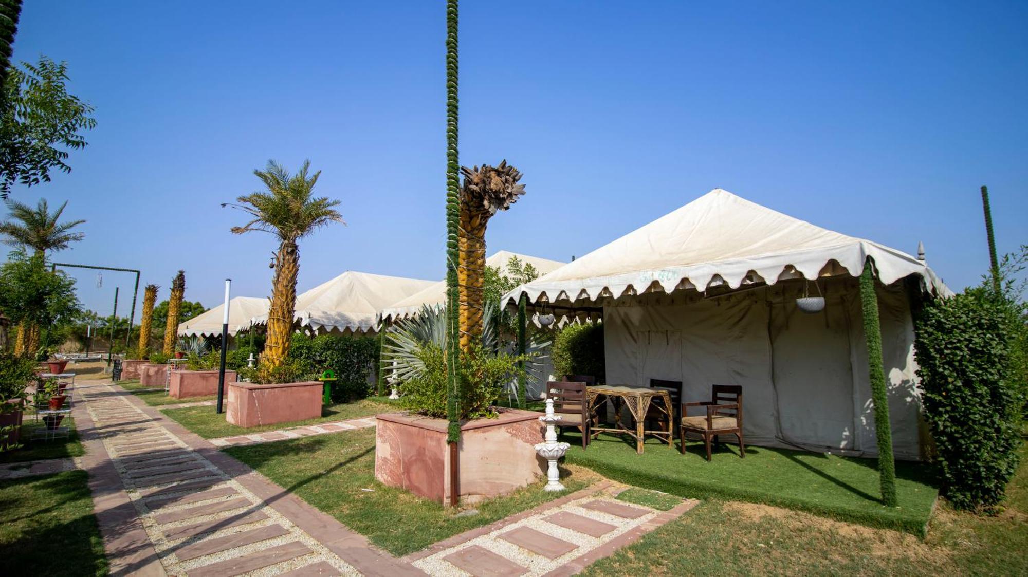 Elegance Resort Vrindāvan 外观 照片