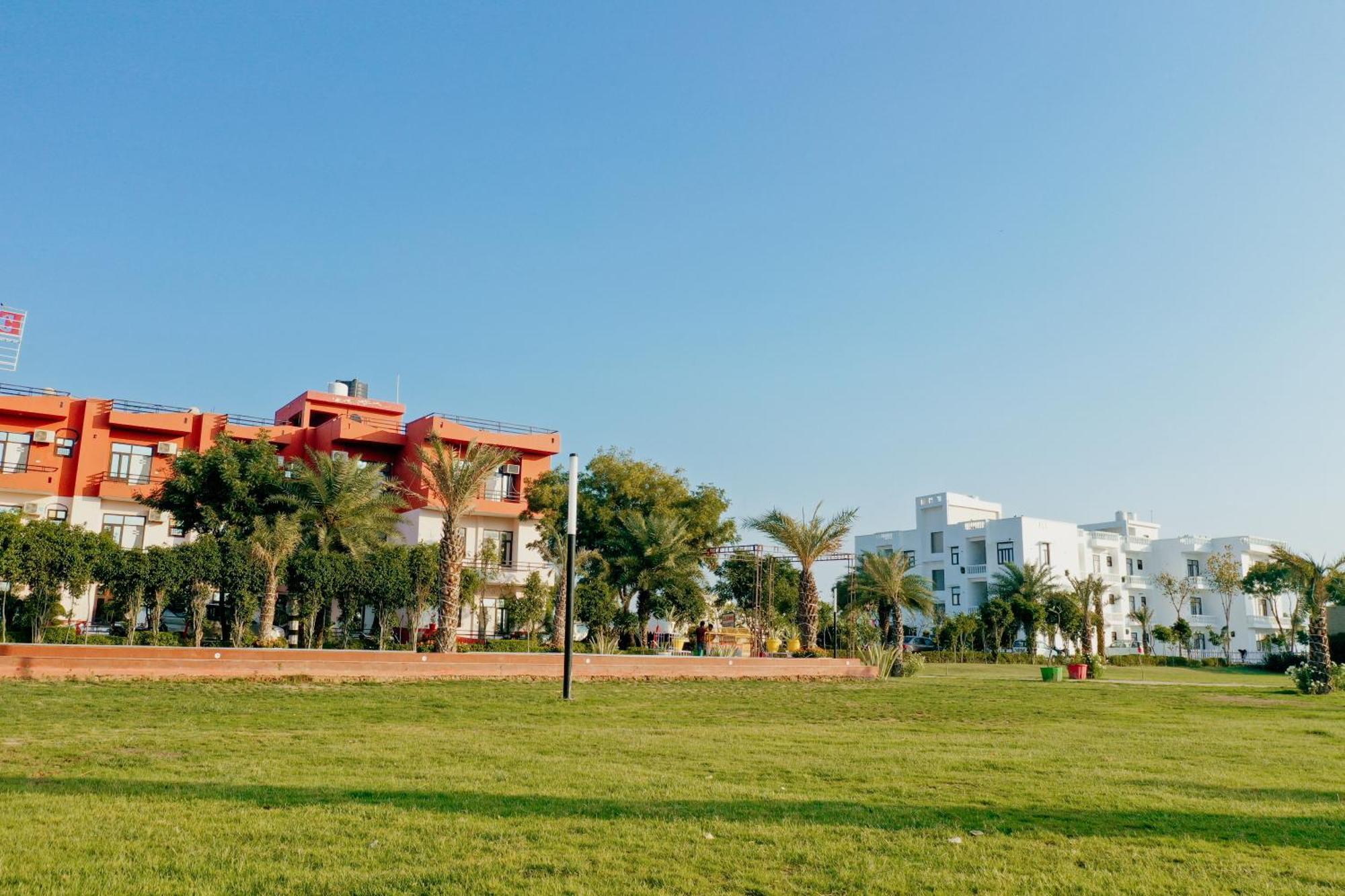 Elegance Resort Vrindāvan 外观 照片