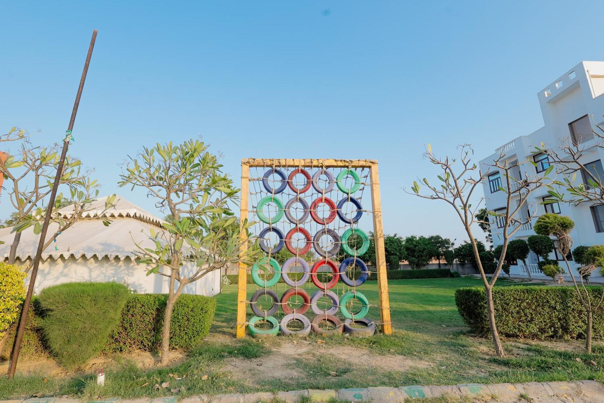 Elegance Resort Vrindāvan 外观 照片